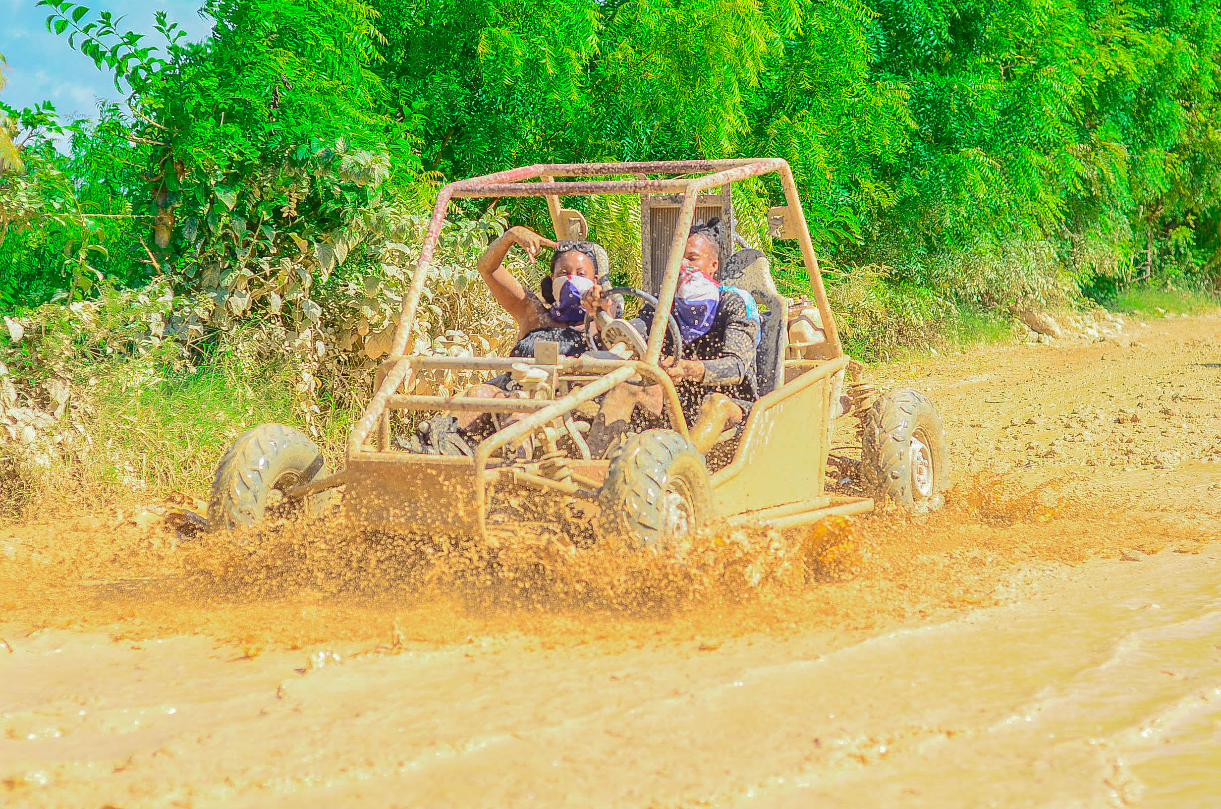 Punta Cana Buggy Tour Guide: Muddy Trails, Cacao Stops & Hidden Caves